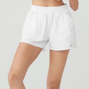 Alo Yoga Alumni Short White Small